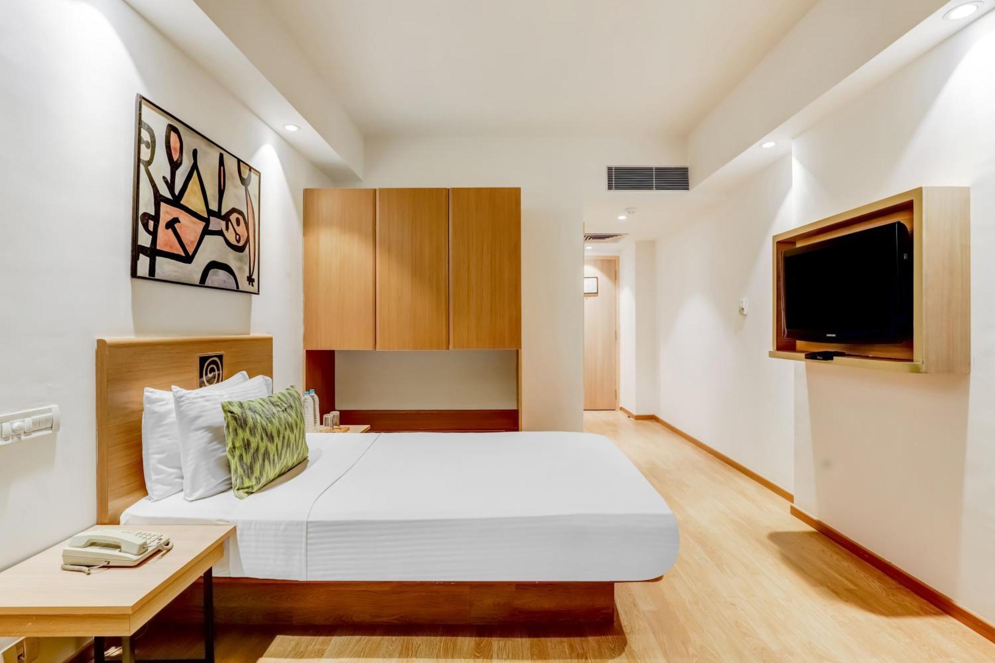 Lemon Tree Hotel, Αχμπανταμπάντ Εξωτερικό φωτογραφία